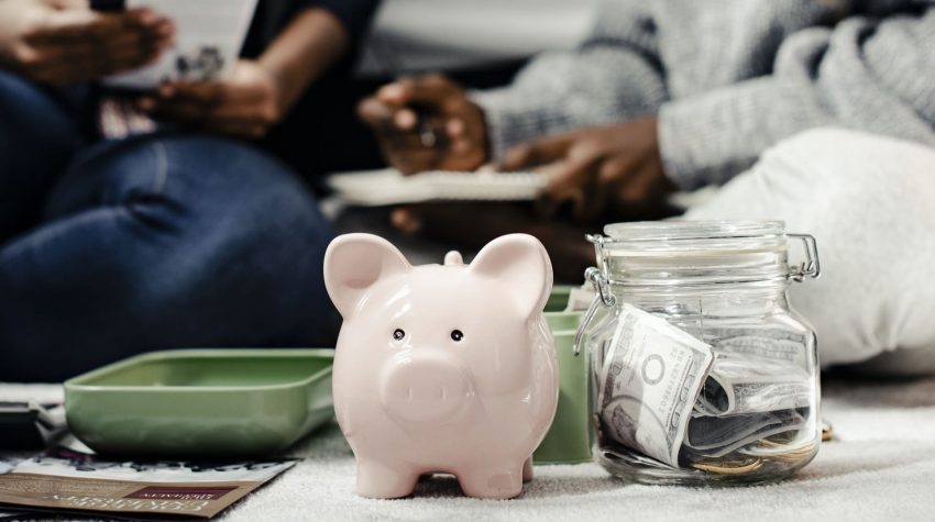 how does a high-yield savings account work